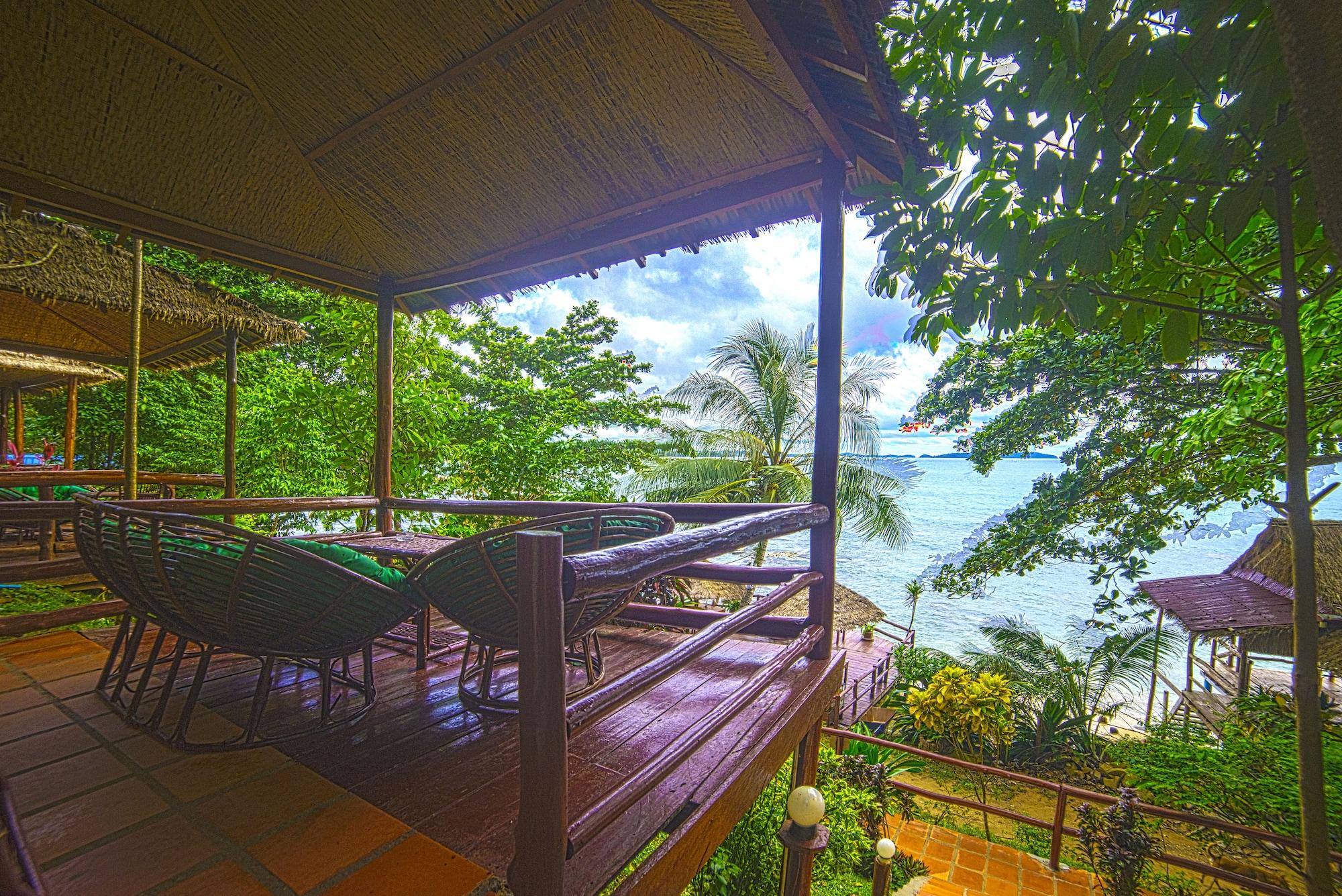 Above Us Only Sky Hotel Sihanoukville Exterior photo