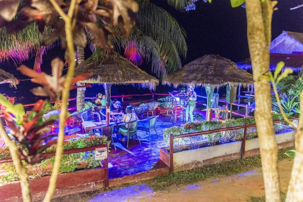 Above Us Only Sky Hotel Sihanoukville Exterior photo